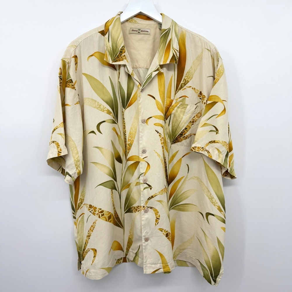 Tommy Bahama Hawaiian 100% Silk Shirt Mens XL Copyrighted Coastal Resort Island